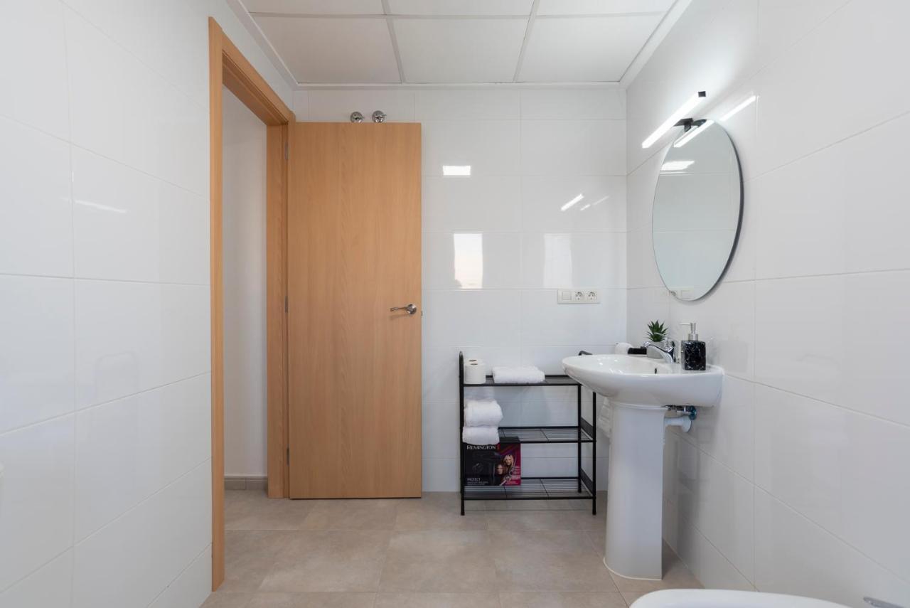 Nuevo Y Moderno Apartamento Con Aire Acondicionado - El Cid 4 Буриана Екстериор снимка